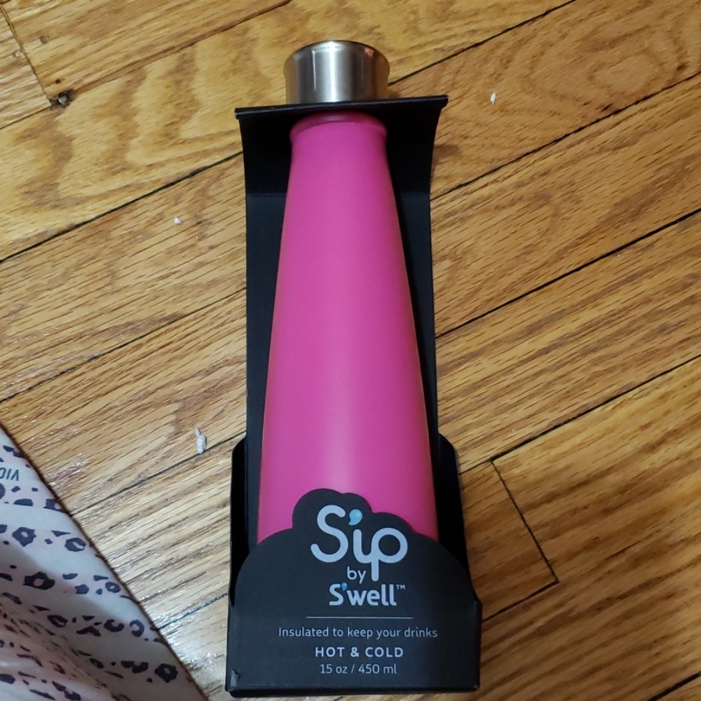 Insulated travel mug